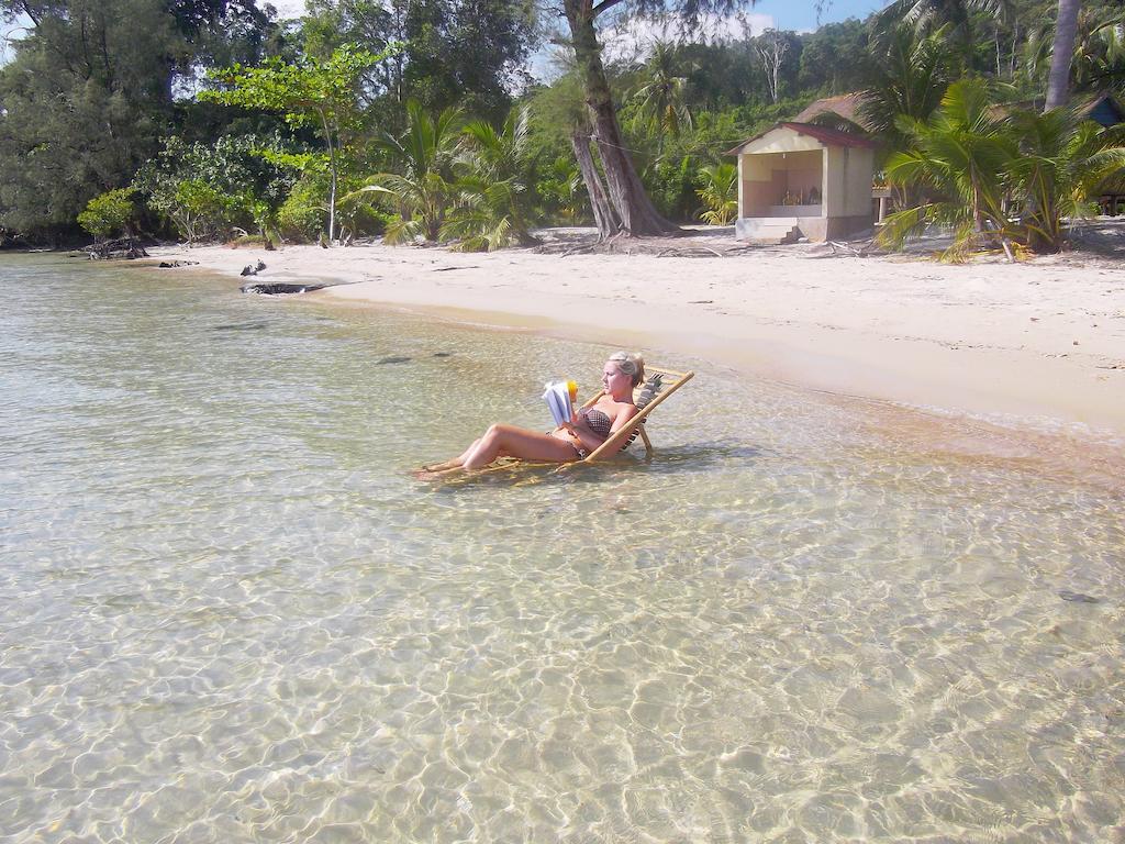 Palm Beach Bungalow Resort Prek Svay Village ภายนอก รูปภาพ